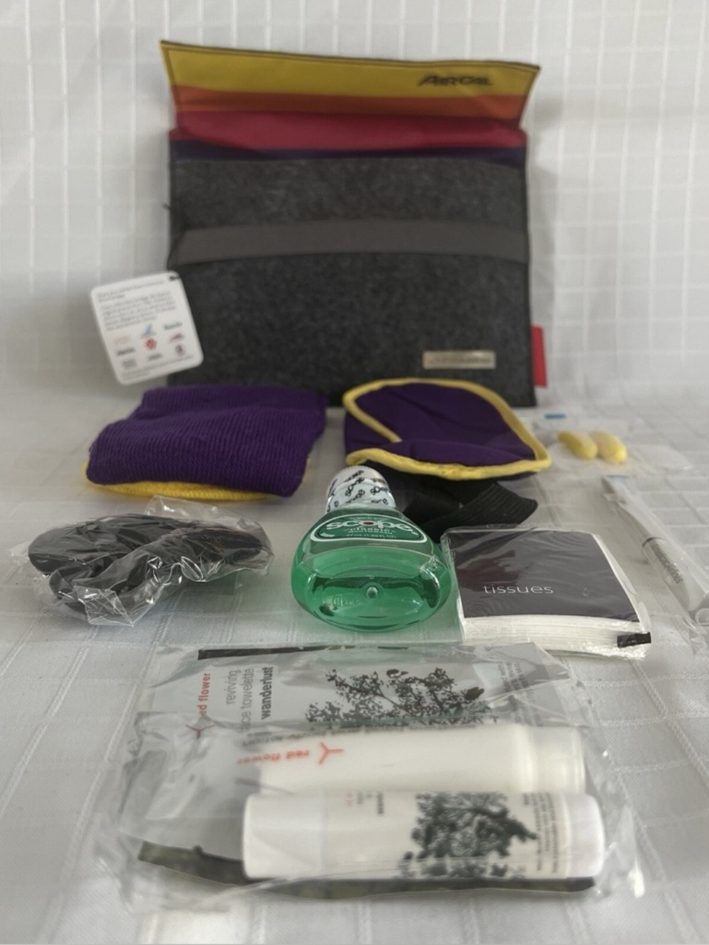American Airlines AirCal Heritage amenity kit
